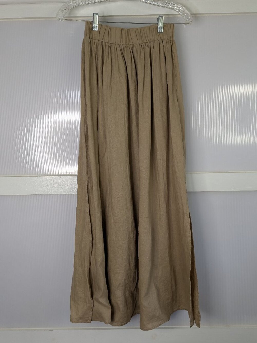 DISSH 100% Linen Tan Maxi Skirt Elastic Waist Side Slits Size US 2 Cottagecore